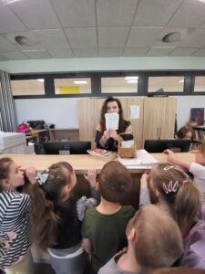 Misie świętują Dzień Bibliotekarza i Bibliotek  - zdjęcie nr. 1