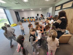Misie świętują Dzień Bibliotekarza i Bibliotek  - zdjęcie nr. 14
