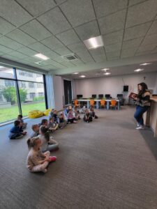 Misie świętują Dzień Bibliotekarza i Bibliotek  - zdjęcie nr. 10